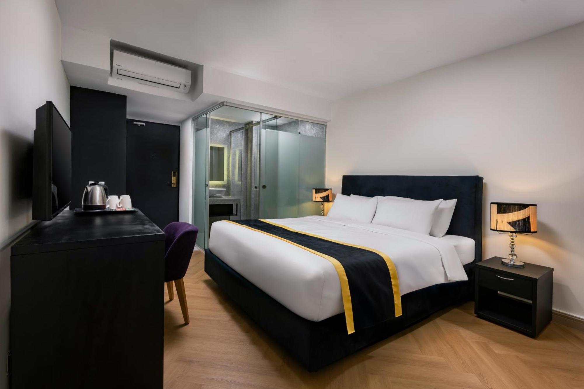 Bryqs Hotel Kuala Lumpur Exterior photo