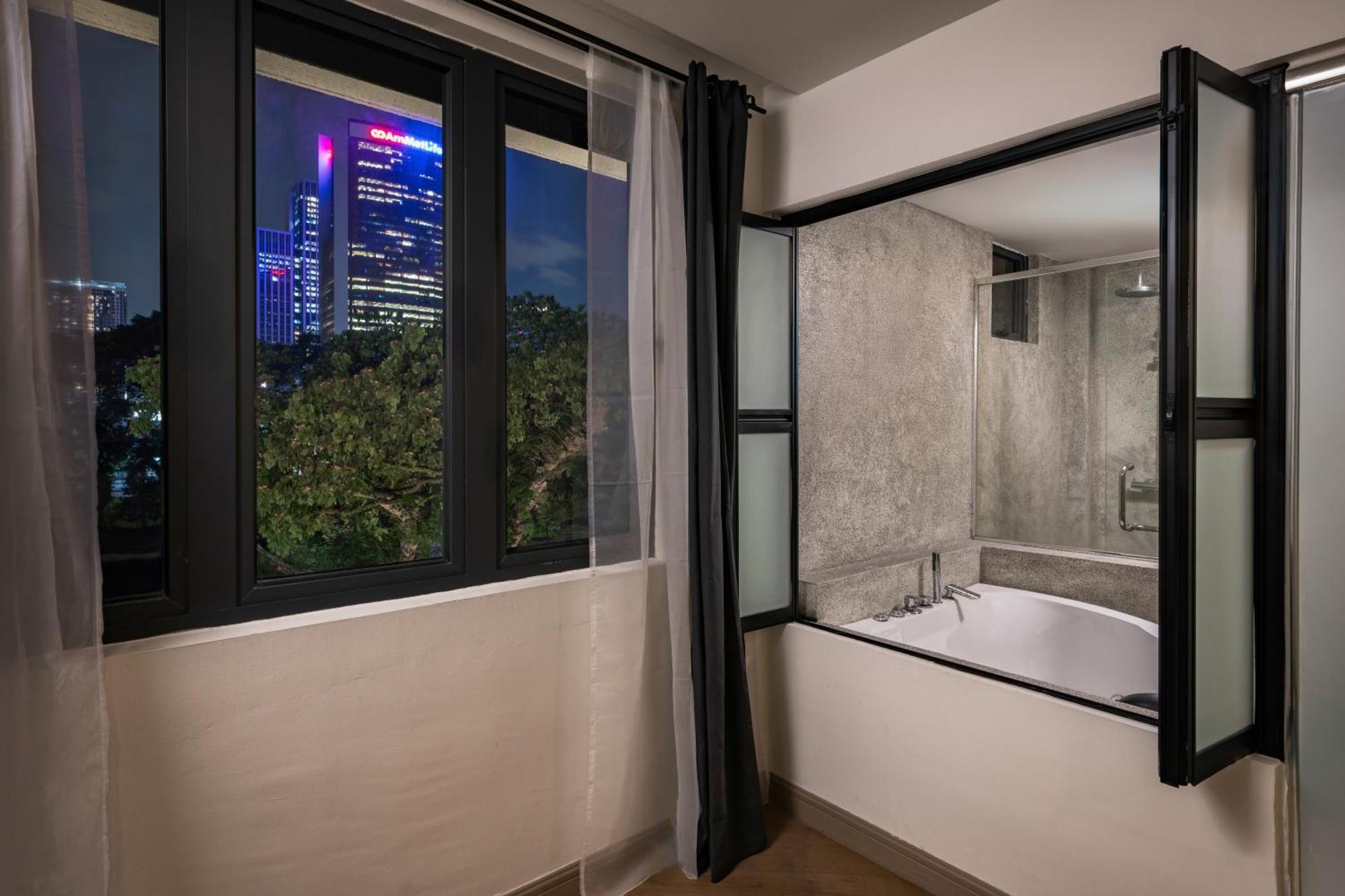 Bryqs Hotel Kuala Lumpur Exterior photo